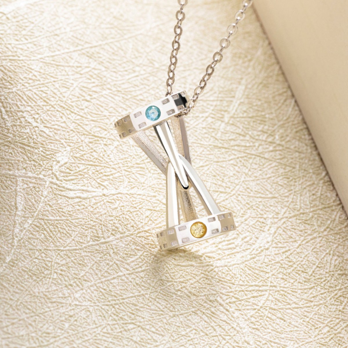 Link Click | Qian Xing Shi Ke Necklace Xingyunshi- FUNIMECITY