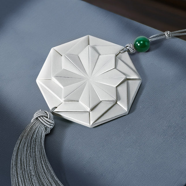 Where Winds Meet | Zhi Yue Liang  Glow-in-the-Dark Tassel Charm