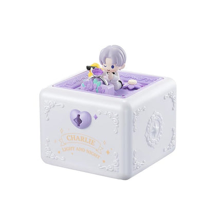Light And Night | Turnaround Romance - Ring Box Series Figurine Set POP MART Action & Toy Figures - FUNIMECITY