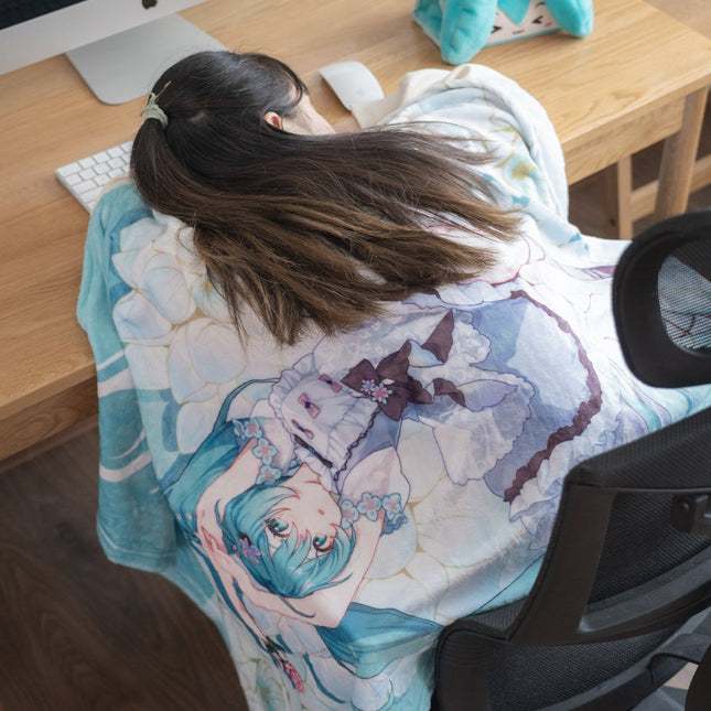 Hatsune Miku | Hua Zhi Yu Blanket Piapro- FUNIMECITY